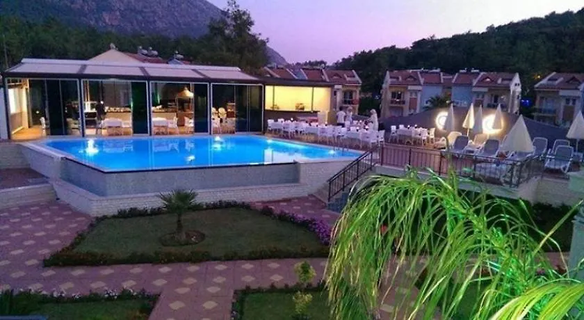 Evra Hotel