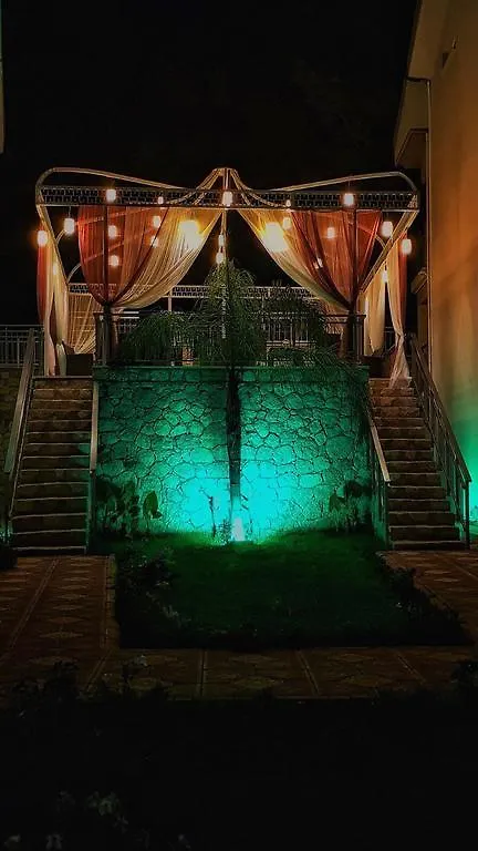 Evra Hotel