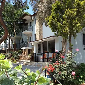 Otel R.e.d., Ölüdeniz